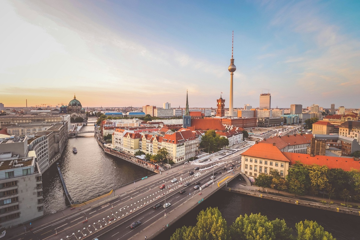 Wie Viele Einwohner Hat Lübeck Bevölkerungszahl: Wie viele Einwohner hat Berlin? - Regional-Aktuell